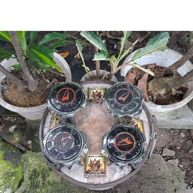 wheel dop tutup velg daihatsu taft gt feroza ORIGINAL dop ban mobil daihatsu taft gt ferosa