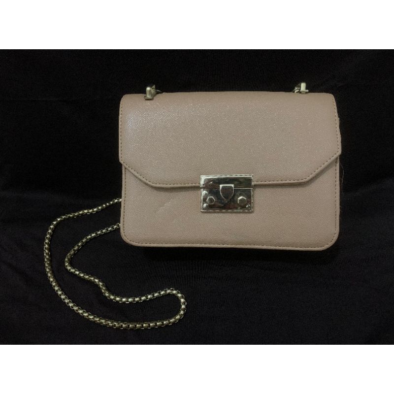 Preloved Tas Selempang Coksu Tali Besi