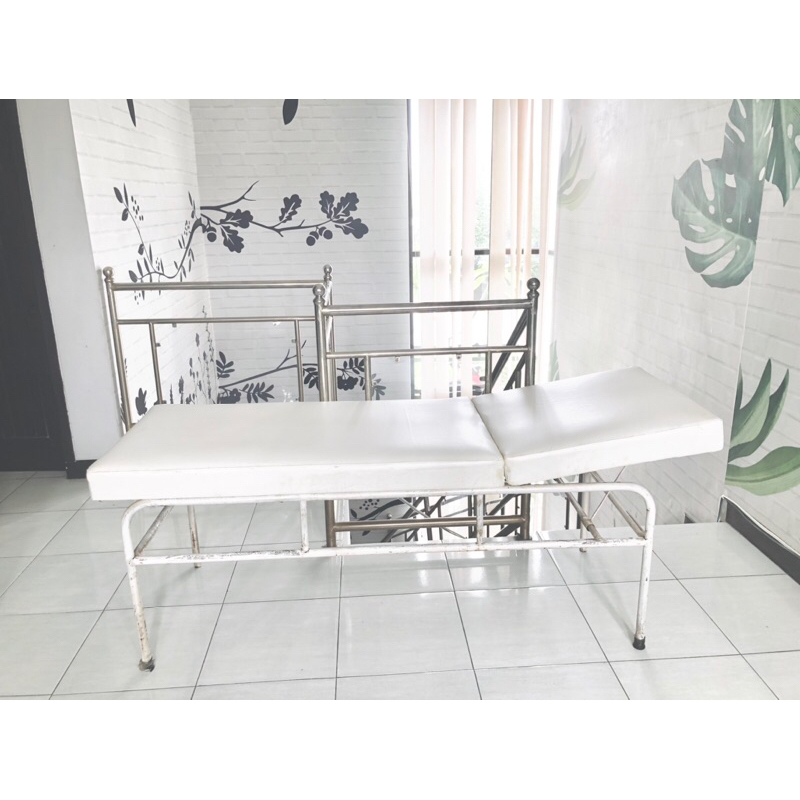 PRELOVED BED FACIAL // BED SPA // BED MASSAGE // BED SALON