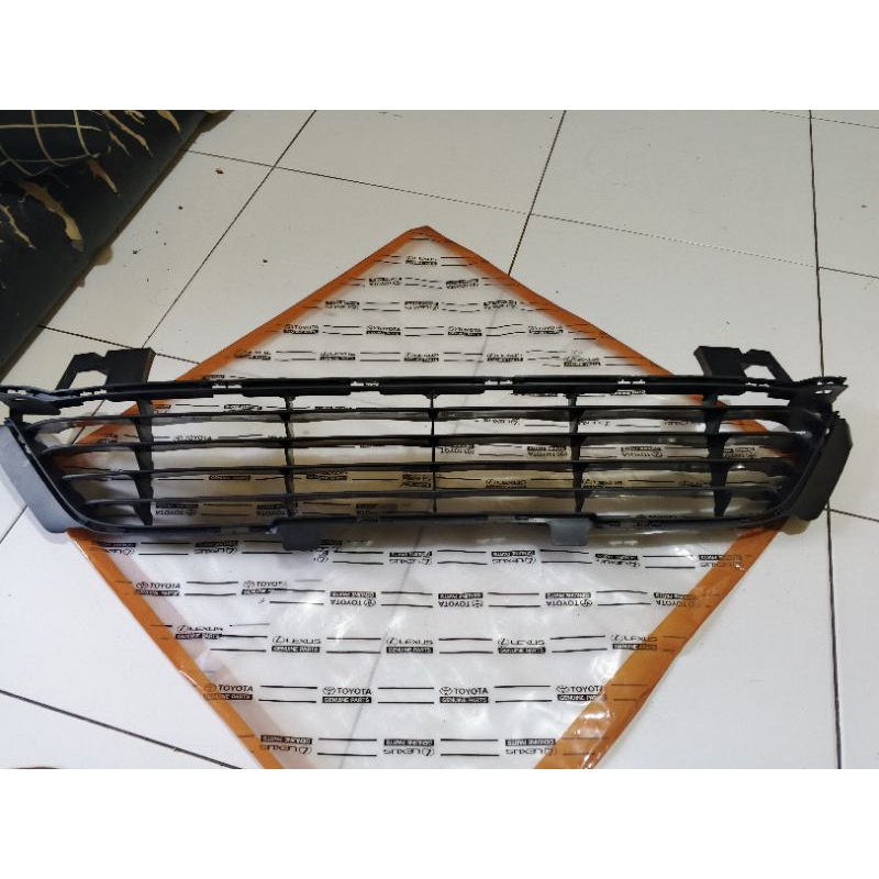 Grill Ram Bemper Depan Fortuner VRZ Original