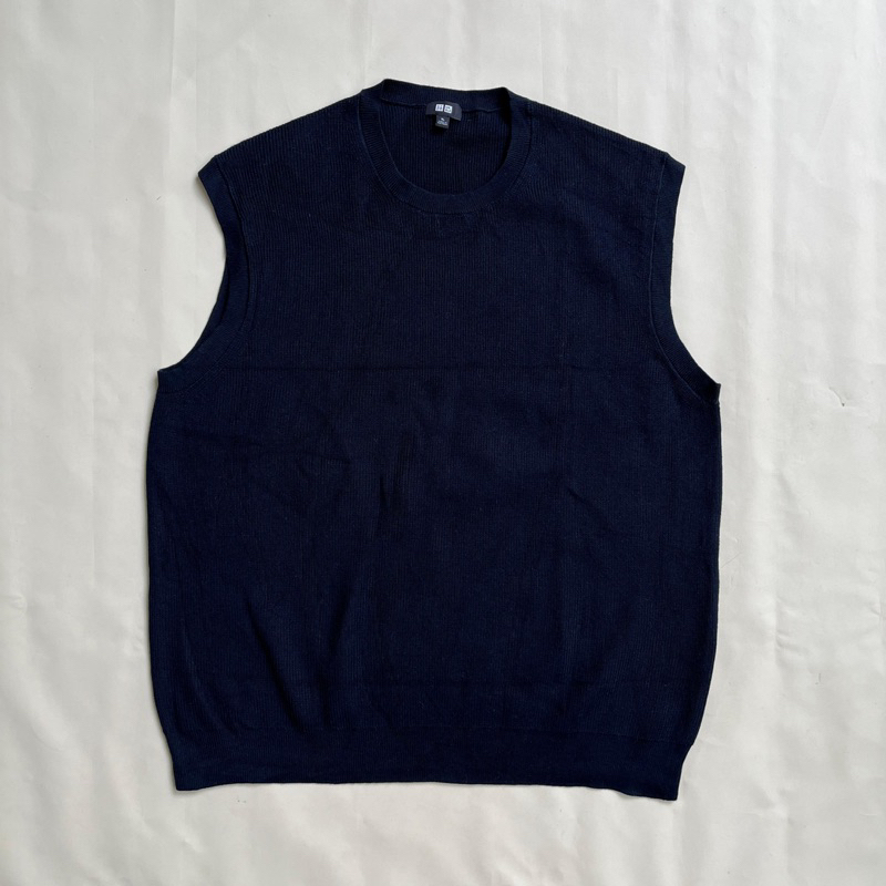 UNIQLO Knitted Vest Dark Navy / Rompi Rajut UNIQLO Navy Pekat