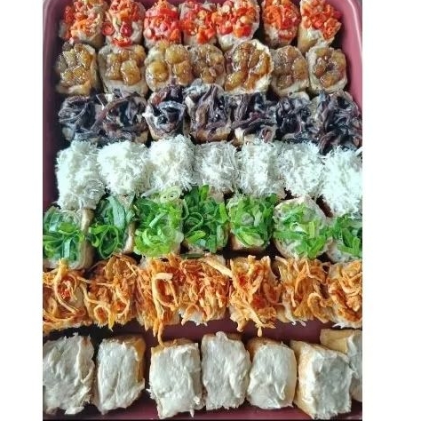 

tahu bakso topping