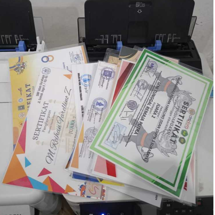

PRINT SERTIFIKAT/CETAK SERTIFIKAT bahan concord/ sertifikat A4 / kertas sertifikat / kertas piagam