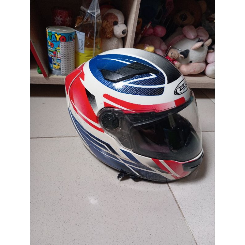 SECOND Helm Zeus 813