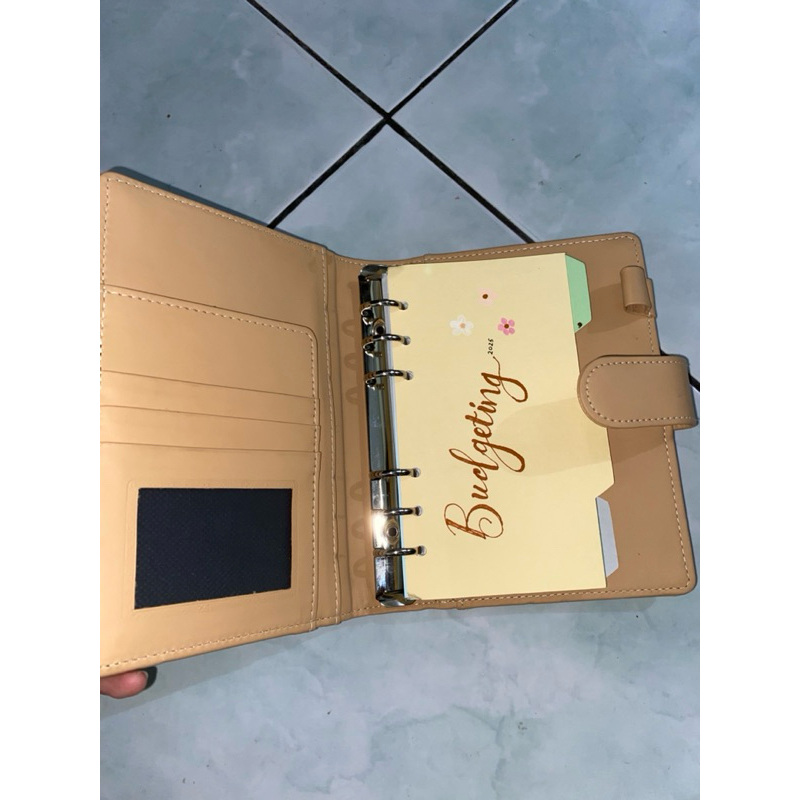 

PL binder a6 like new cantik estetik banyak kompartemen