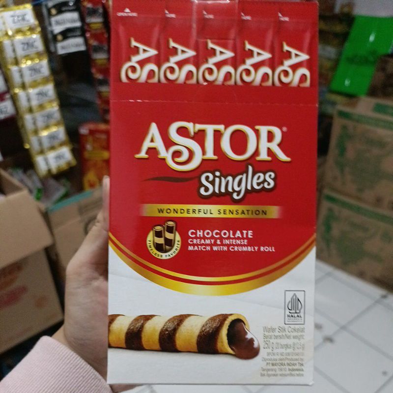 

Astor Singles Cokelat