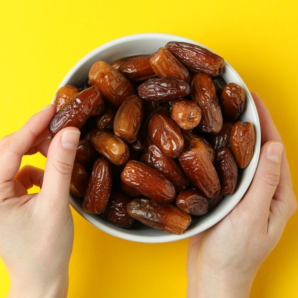 

Paket promo termurah Kurma Ember kemasan 500 gram per ember 2