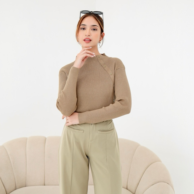 QH Diana Restu - Eiden Sweater Knit Polos Wanita