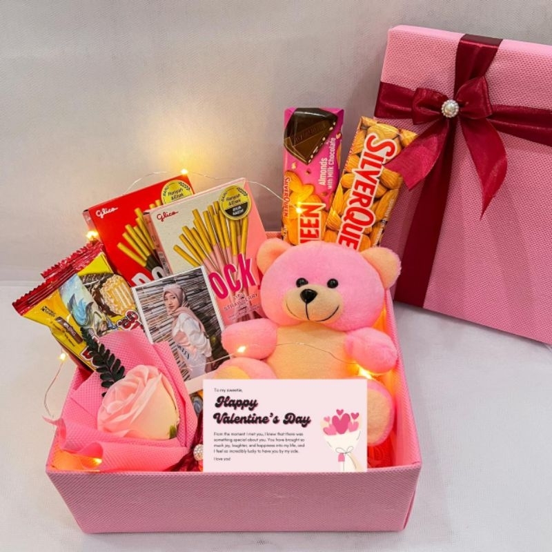 

KADO ULANG TAHUN HADIAH PACAR