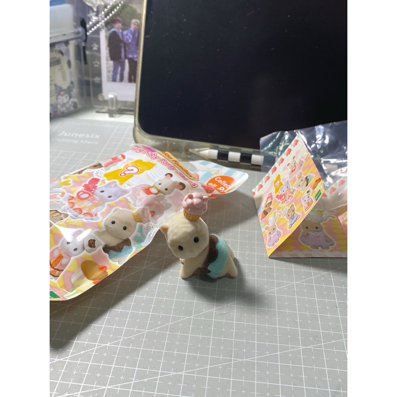 sylvanian family baking baby party series alpaca