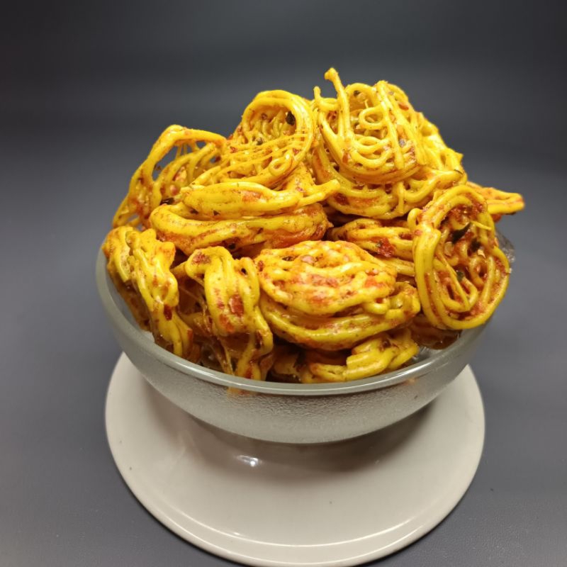 

Kerupuk Sebring Mie Pedas Gurih Daun Jeruk