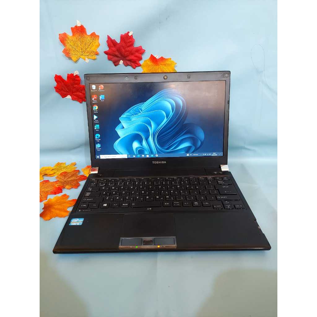 Laptop Toshiba R732 Intel Core i5 - 3330M Body ringan