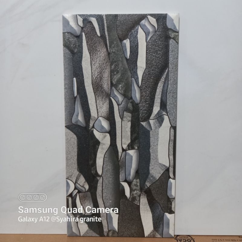 keramik Paris Dinding Legian Grey 3D