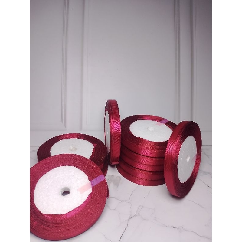 

Pita satin 1 cm , 1 roll 20-25yard