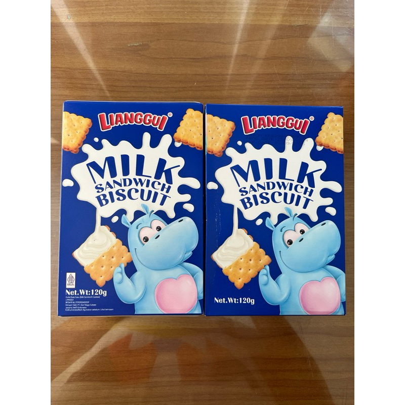 

Lianggui Milk Sandwich Biscuits 120gr