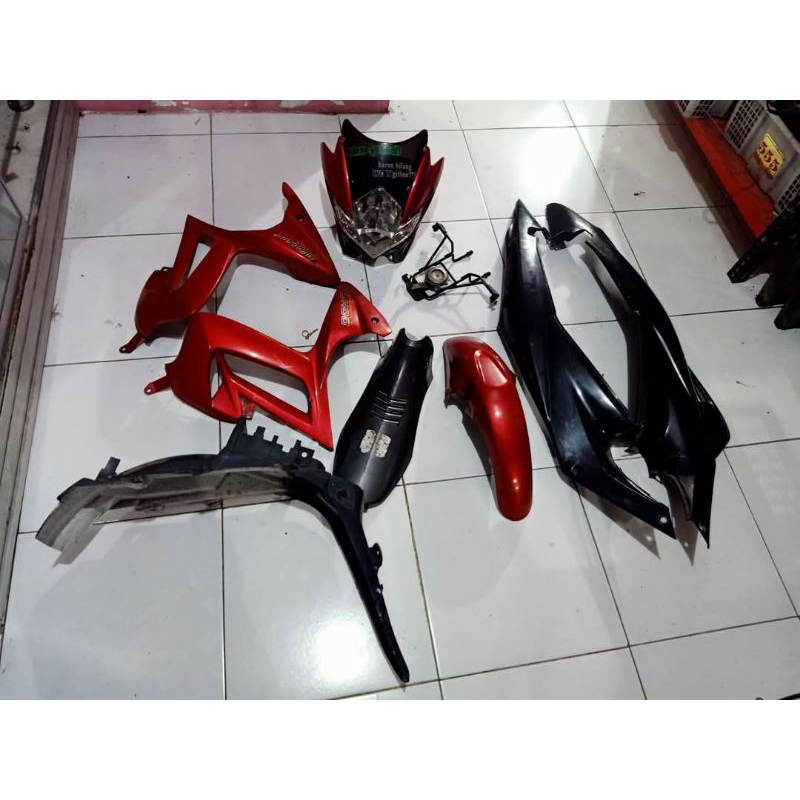 bodi satria fu barong (warna random)