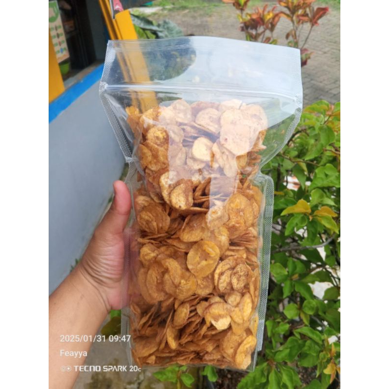 

KRIPIK PISANG CARAMEL