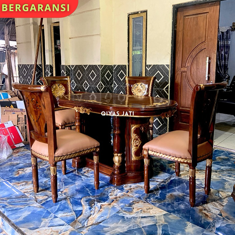 Set meja makan salina klasik, Meja makan 4 kursi ukir, Set meja kursi makan salina jati