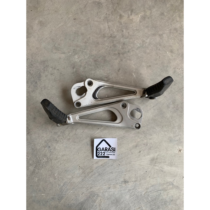 Footstep Belakang Copotan Ninja R