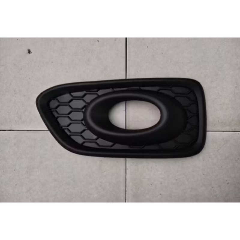 Garnish Tutup Foglamp Lampu Kabut Bemper Depan Mobil Brio