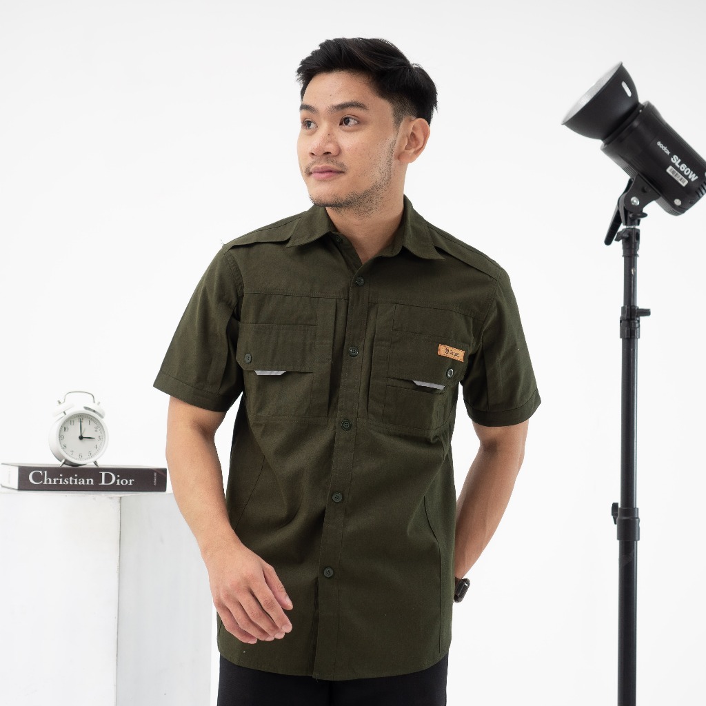 Kemeja Unicon Lengan Pendek Pria Warna Army/Kemeja Tactical/Kemeja Lapangan Lengan Pendek Original P