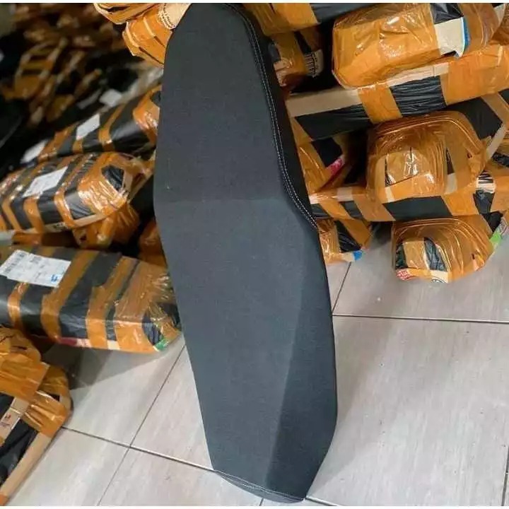 JOK VARIO 160 SLIM ANTI JINJIT KULIT AMPLAS-JOK SLIM VARIO 160 ANTI JINJIT FULL AMPLAS