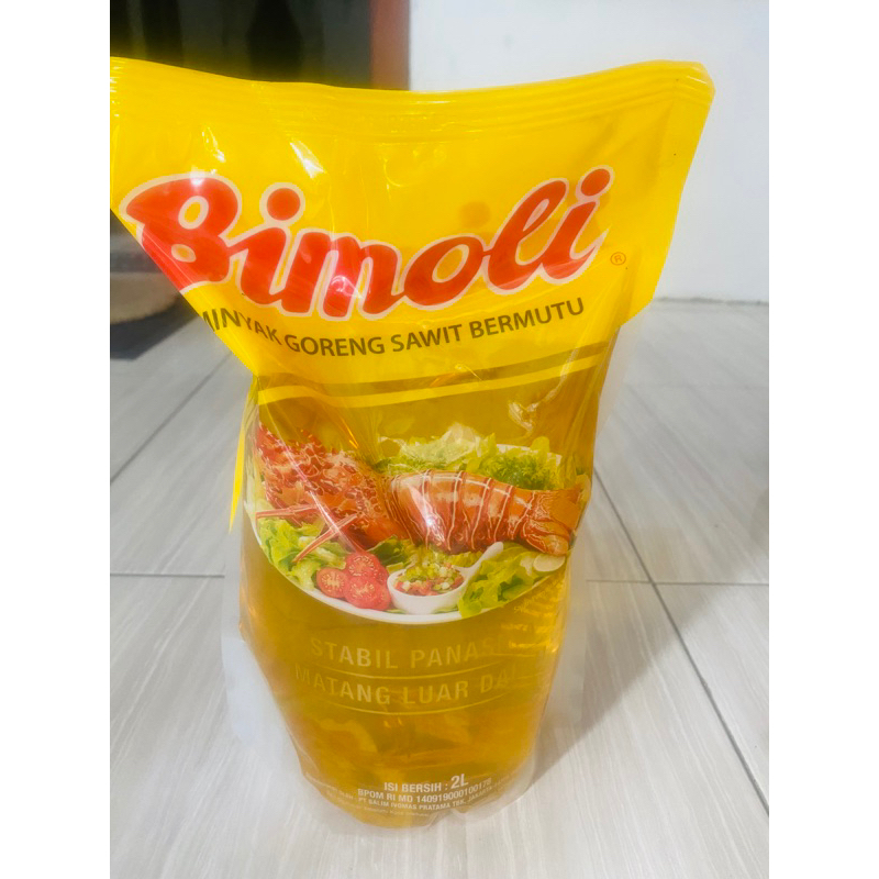 

Minyak goreng Bimoli kemasan pouch 2 Lt