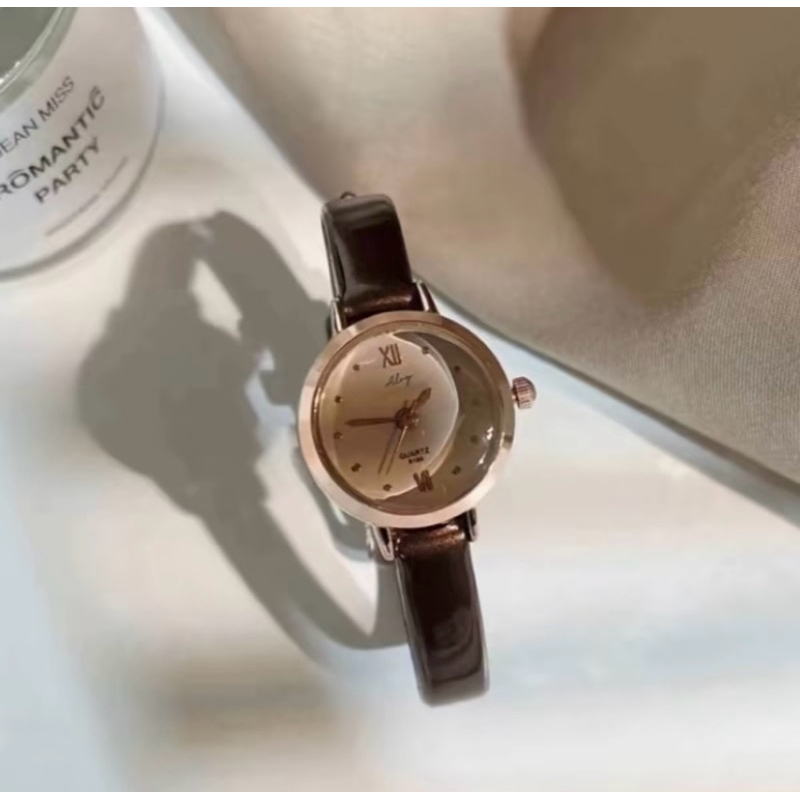 Jam Tangan Wanita Tali Kulit Model Bulat Watches