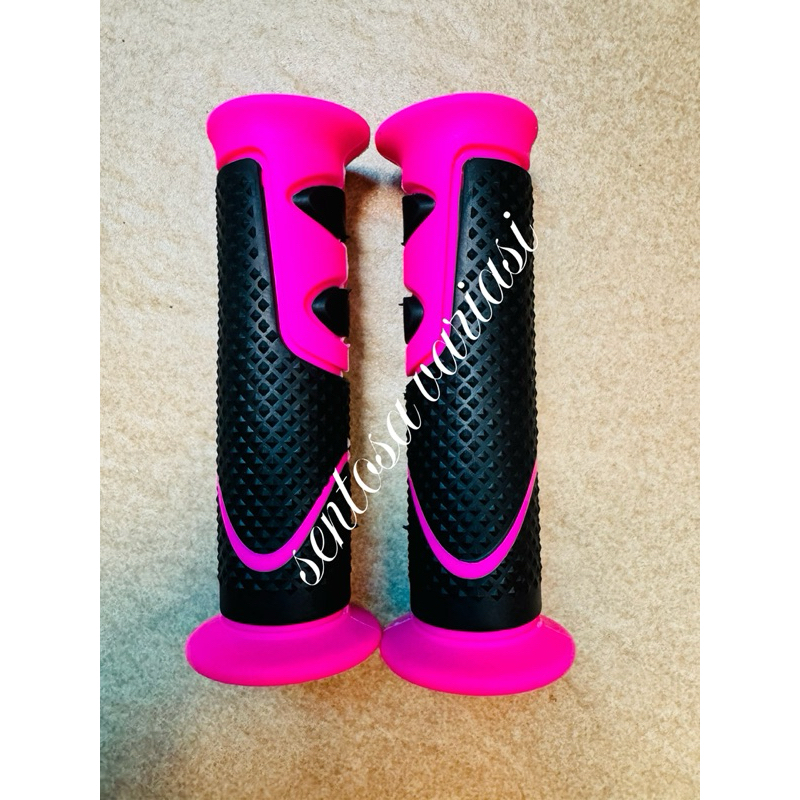 Handgrip motor variasi universal black pink
