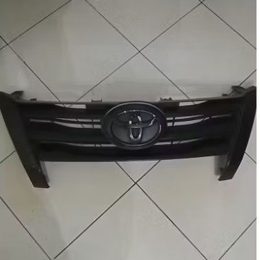 grill Toyota Fortuner vrz original