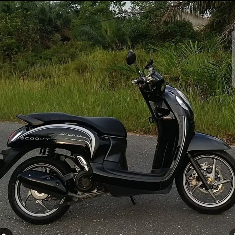 Striping sticker Lis Body Standard motor Honda Scoopy stylish 2015 2016 Hitam merah biru cream
