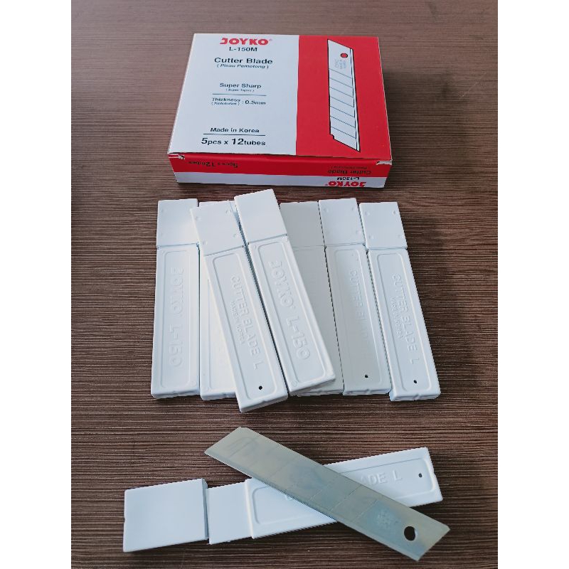 

Mata Pisau Cutter / Mata Cutter Besar Joyko Isi 5 Pcs