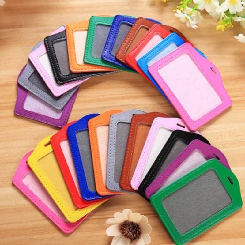 

ID Card Kulit / Frame Casing Tempat ID Card Holder Kulit Imitasi Potrait / Name Tag ID Card Kulit (DI JUAL TERPISAH YA)