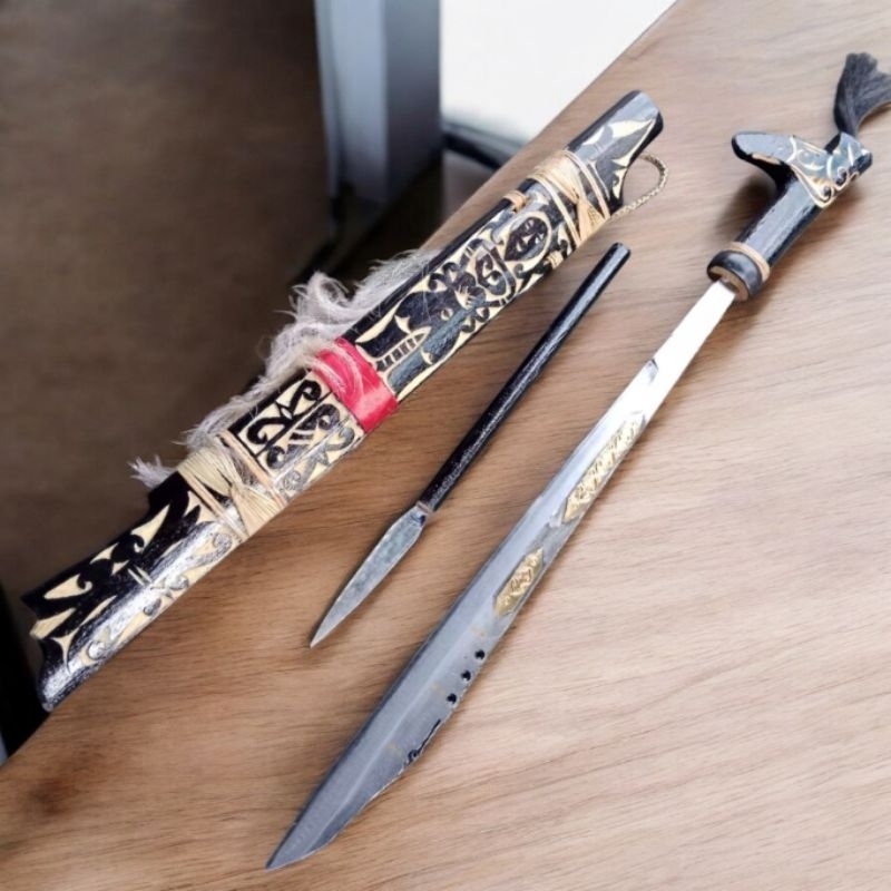 mandau Etnik dayak  kalimantan 65 cm
