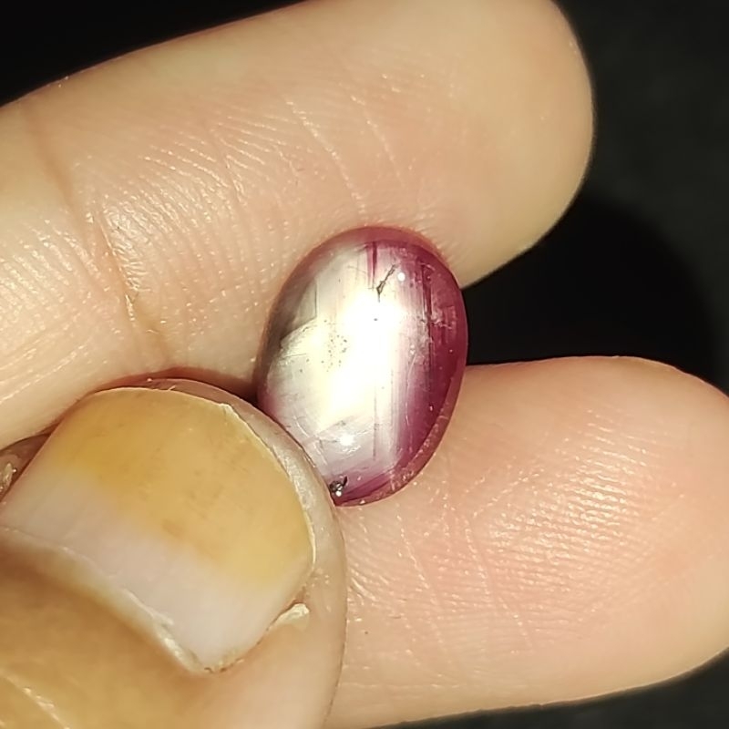 Natural Red Ruby Star Cutting Oval Polos (J) / Merah Rubi Star Asli