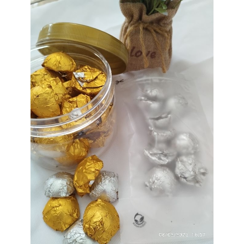 

coklat bentuk jamur/coklat almond/coklat fuit