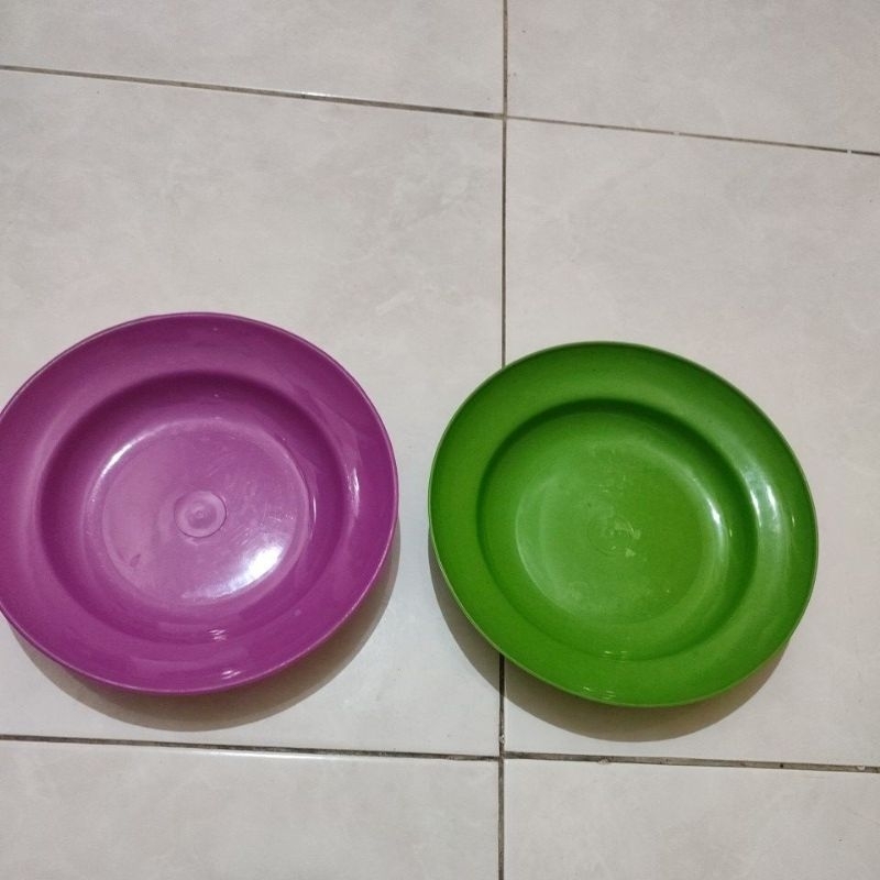 piring plastik 1lusin