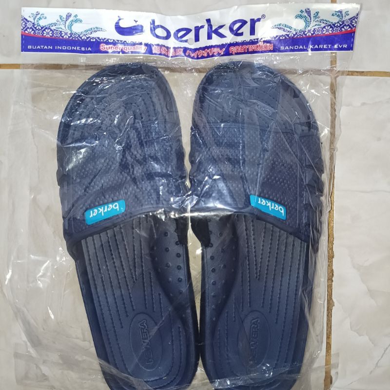 Sandal Selop NewEra™ Berker