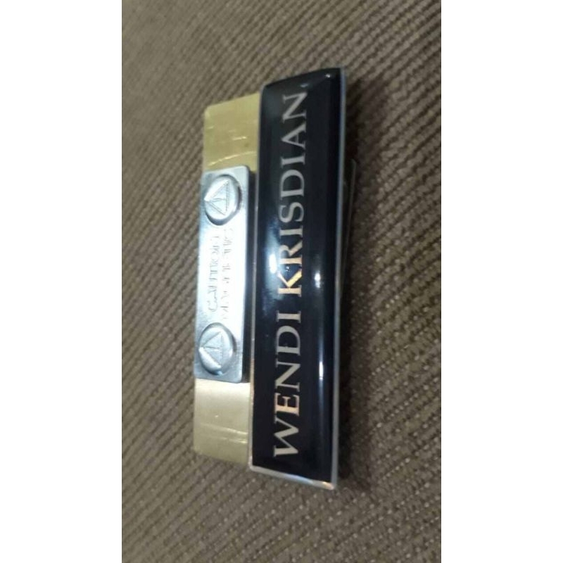 

nama dada/nametag Kuningan magnet