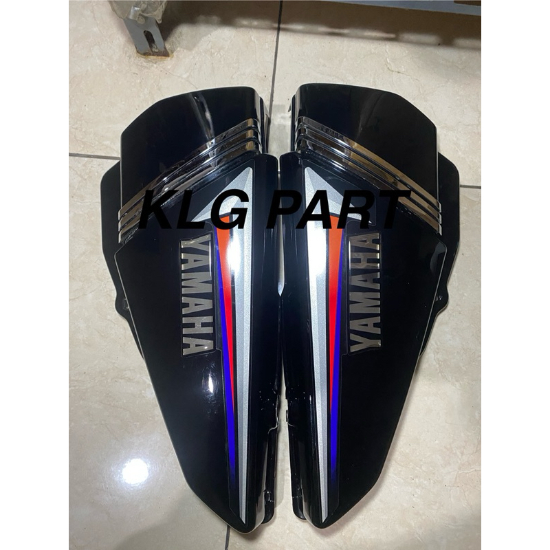 Cover Box Tutup Aki Rx king Hitam 2001 Asli Original Yamaha