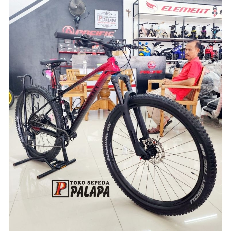 MTB 27.5 POLYGON XTRADA 6.0 Sepeda Gunung 6
