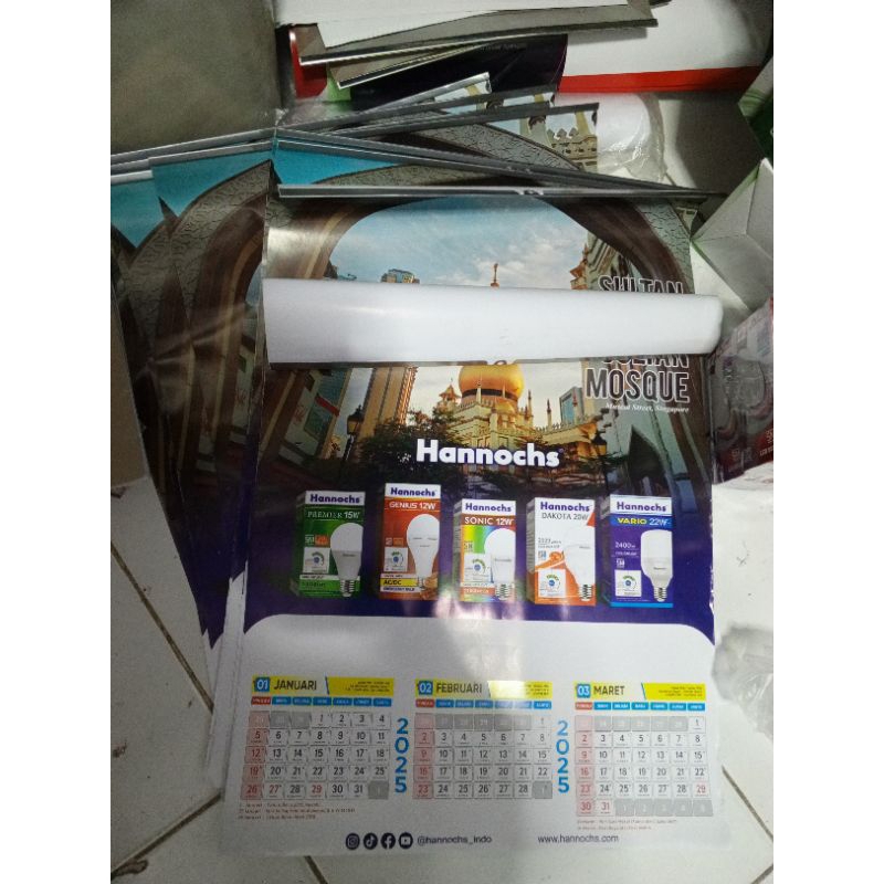 

Hannochs Kalender dinding 2025 Special GIFT Bonus Hannochs Kalender koran 2025 Special GIFT
