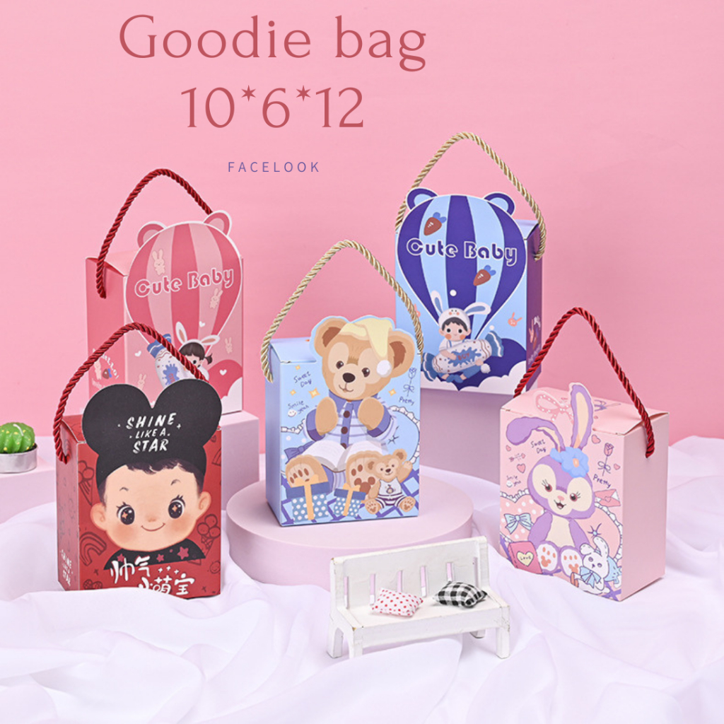 

Goodie Bag Ulang Tahun Anak Motif Kartun Tas Bingkisan Hadiah Hampers Ulang Tahun Anak Kotak Souvenir Kantong Tentengan Bingkisan Paper Bag Kertas BRG goodie bag anak