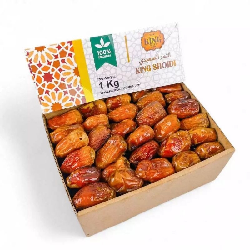 

Kurma King ShoidiKurma Shoidi 1 Kg kurma kering yang memiliki tekstur lembut dan rasa manis alami. Kurma ini juga dikenal sebagai kurma susu