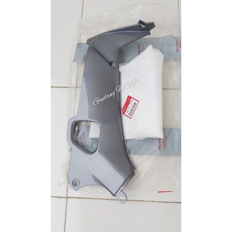Cover M/P L Grey Sayap Bagian Dalam Kiri Abu2 Honda Supra V X XX 100 Fit Old 64450-KEV-880FMN Ori Ho