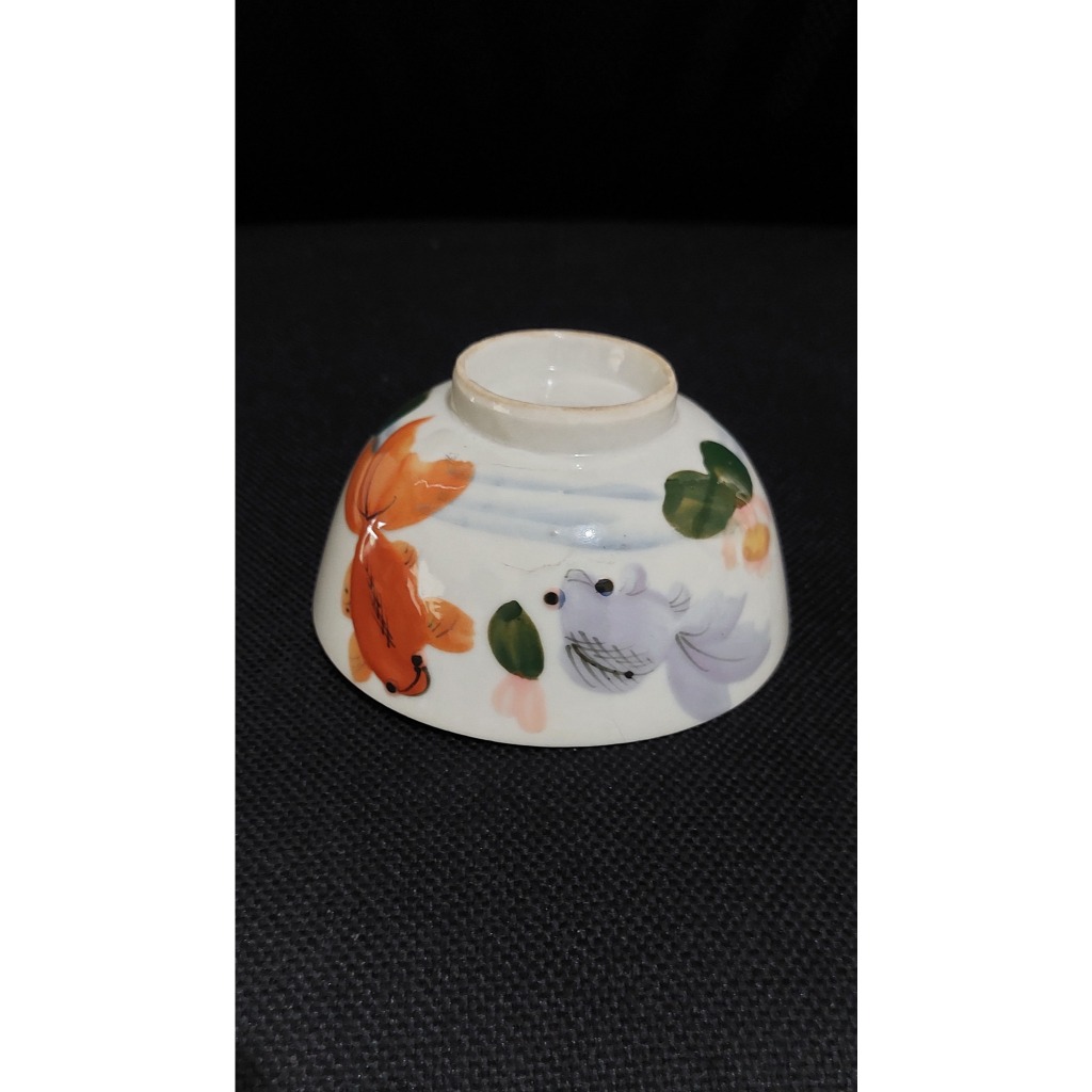 mangkok keramik china vintage motif ikan koki timbul