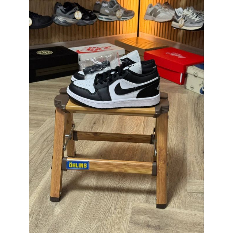 Jordan 1 Low Panda