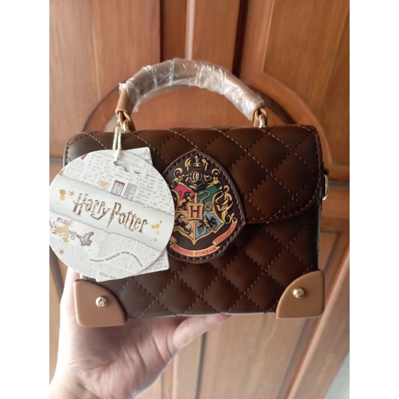 hogwarts hand bag