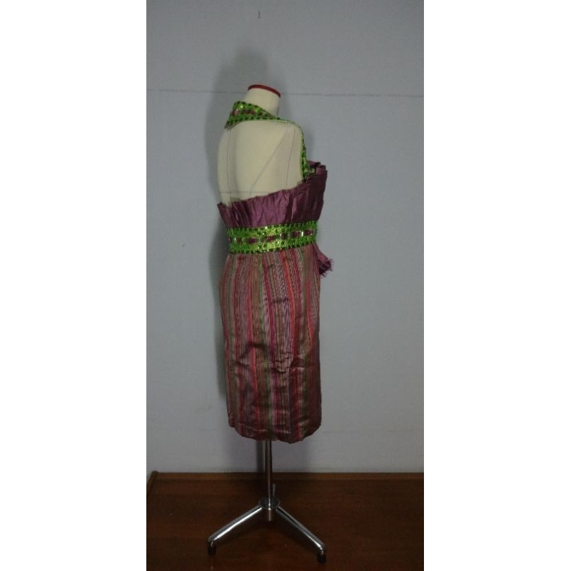 Dijual Preloved, Dress pesta, Rancangan, warna kombinasi ungu & hijau, motif & rok garis2