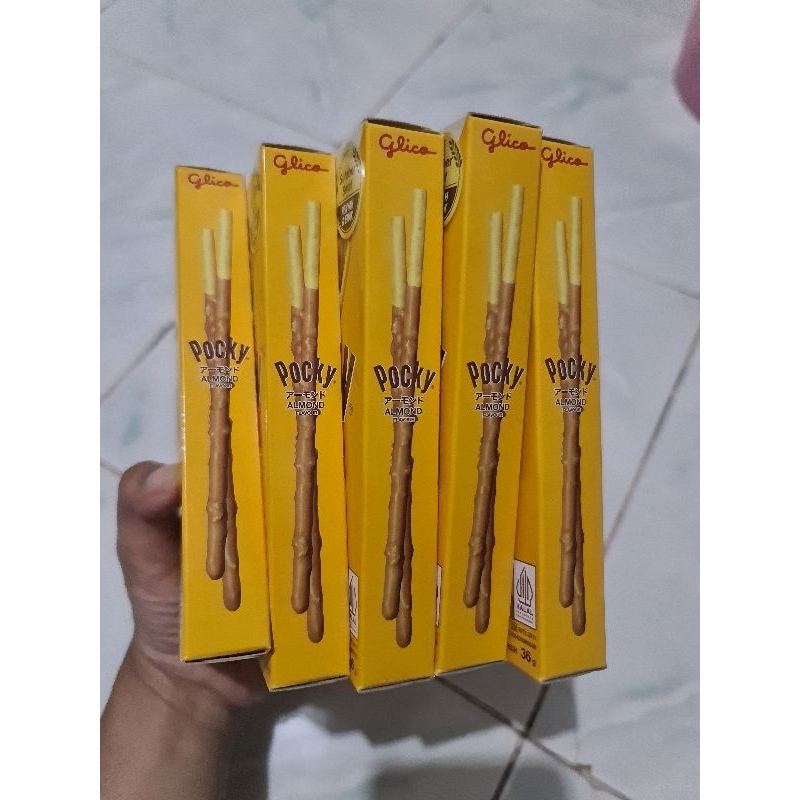 

jajan pocky isi 5 box